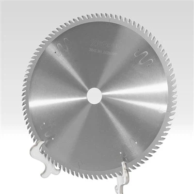 Savblad til massivt træ